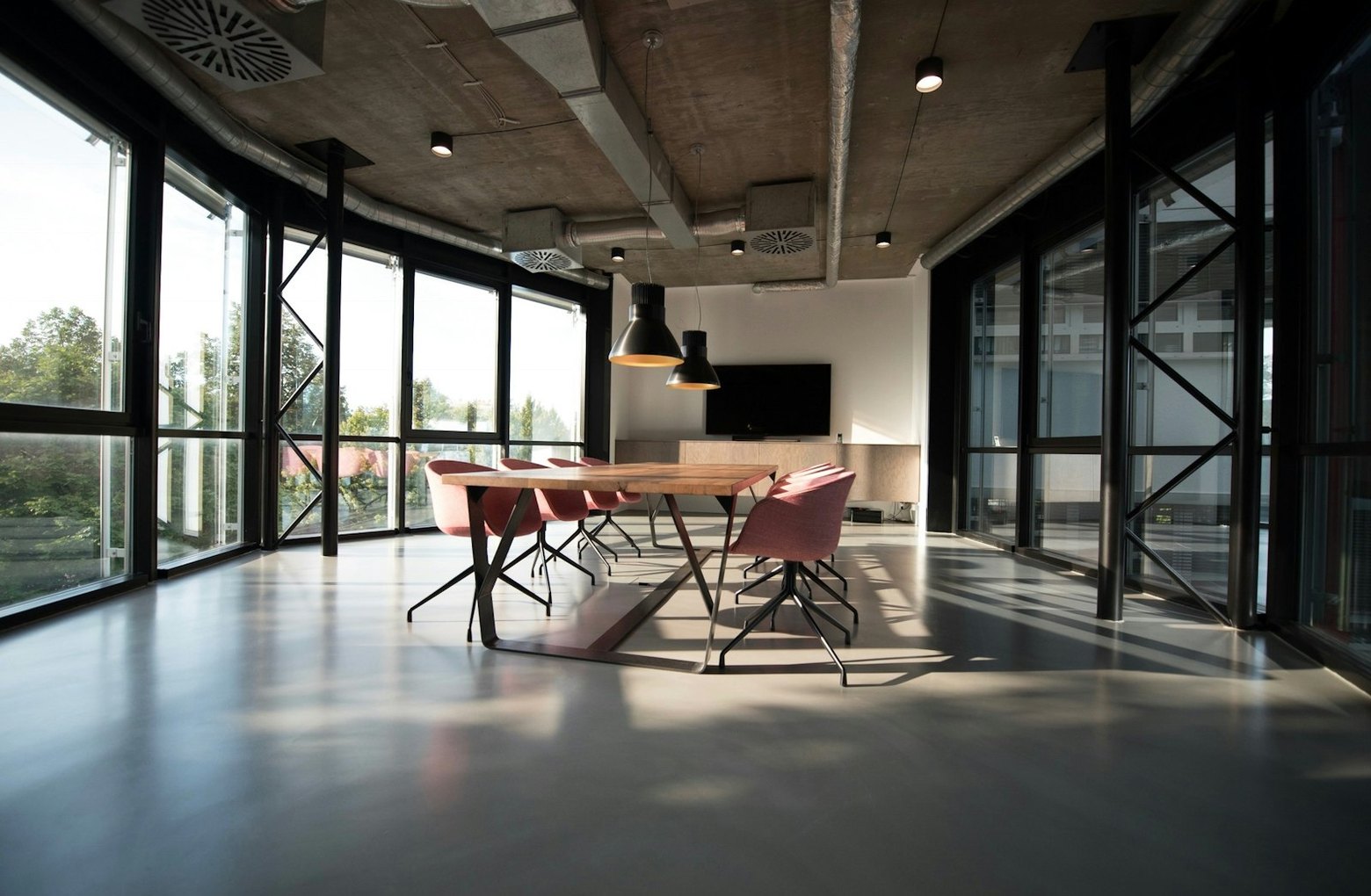 Modern workspace for AI-assisted management